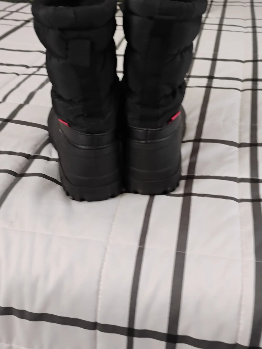 Chooka Woman's  Black Waterproof Snow Boots with Drawstring